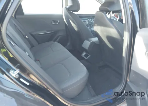 2025 Kia K4 Lx z USA, uszkodzony, nr VIN 3KPFT4DE6SE135007